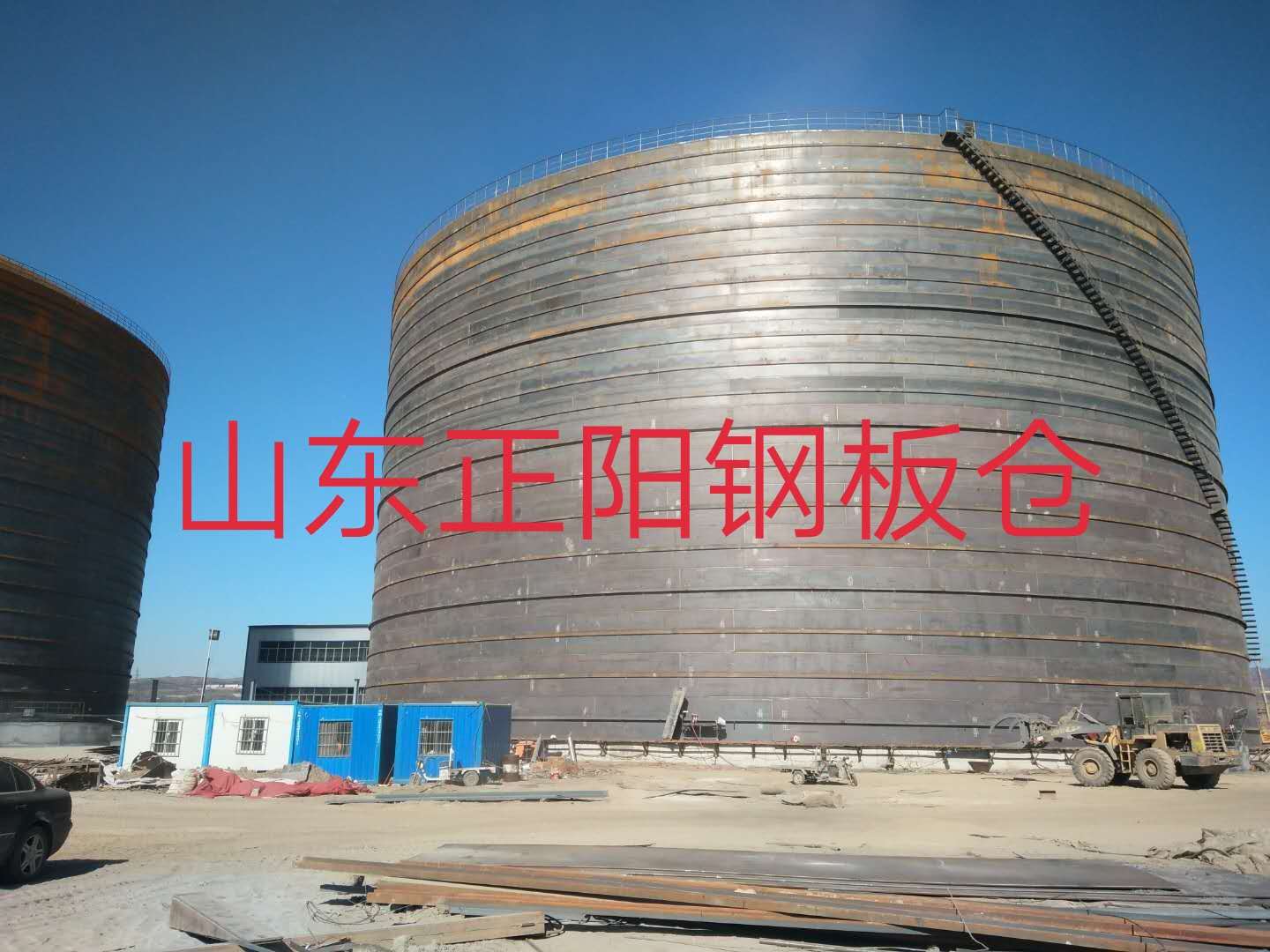 科尔沁右翼中钢板仓的功能及特点